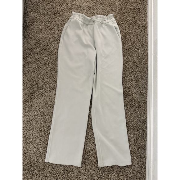 Lululemon ivory scuba sweatpants size 8 - Picture 1 of 5